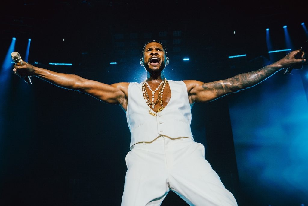 USHER: RENDEZVOUS IN PARIS